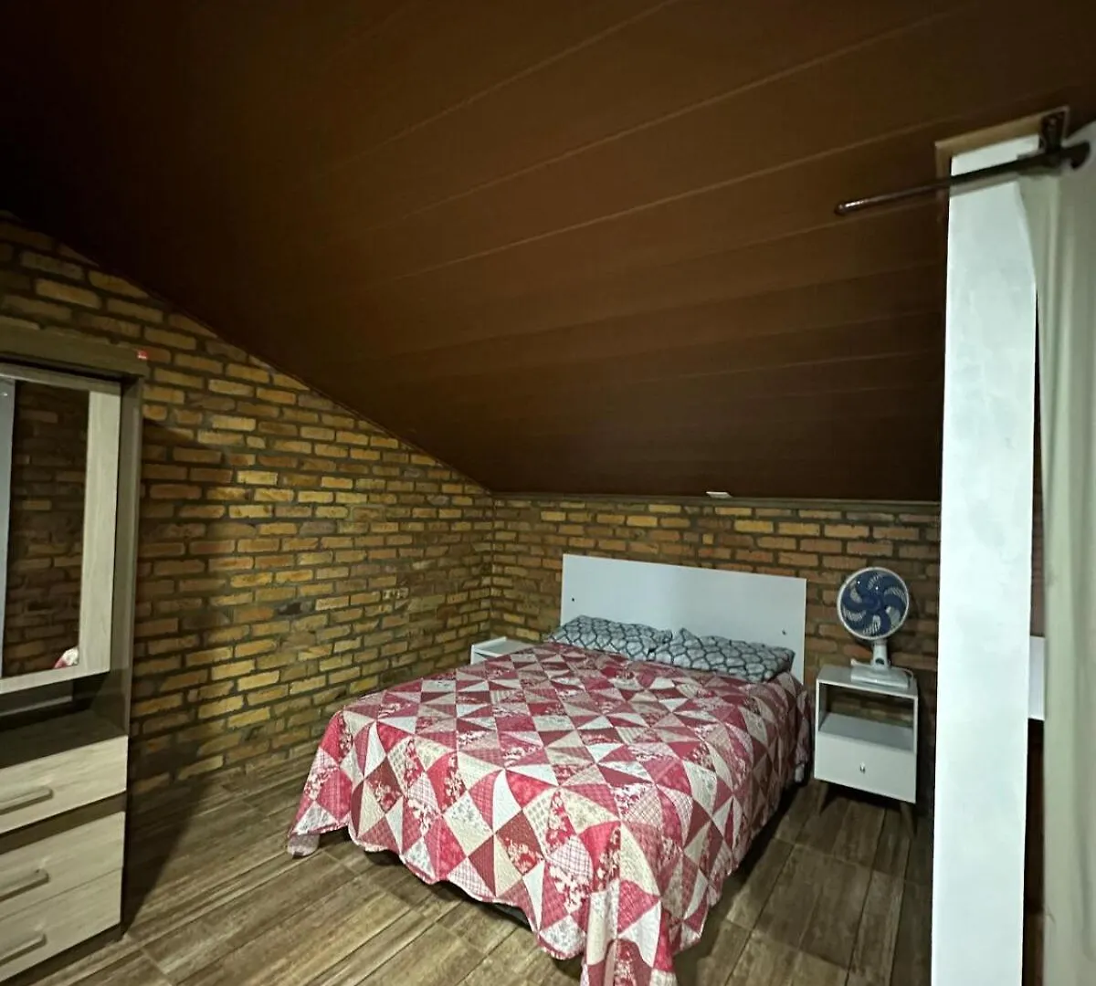 Apartment 2 Blocks From The Sea With Parking And Wi-Fi Passo de Torres Brazílie